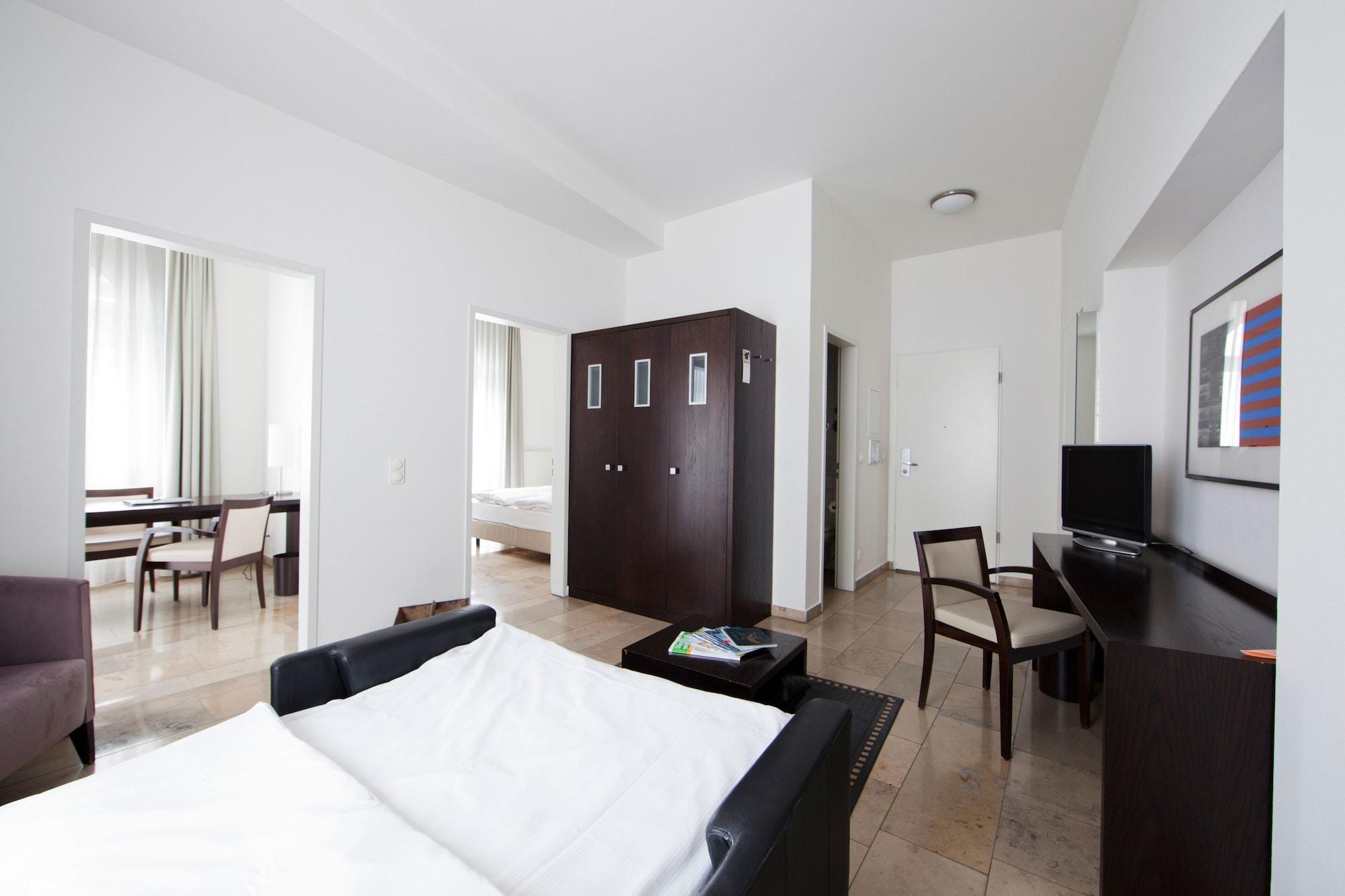 Burns Art Hotel Дюселдорф Екстериор снимка