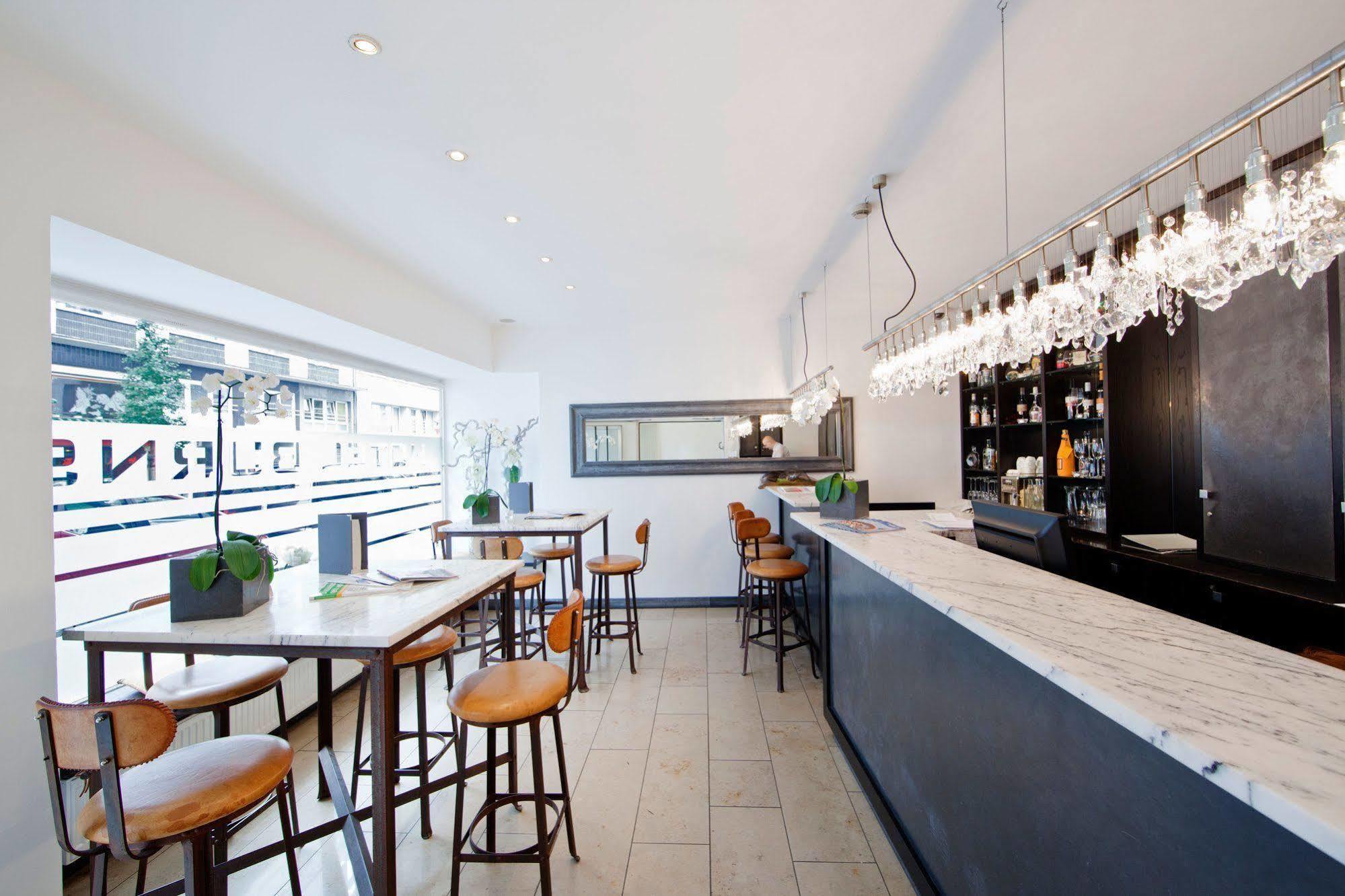 Burns Art Hotel Дюселдорф Екстериор снимка